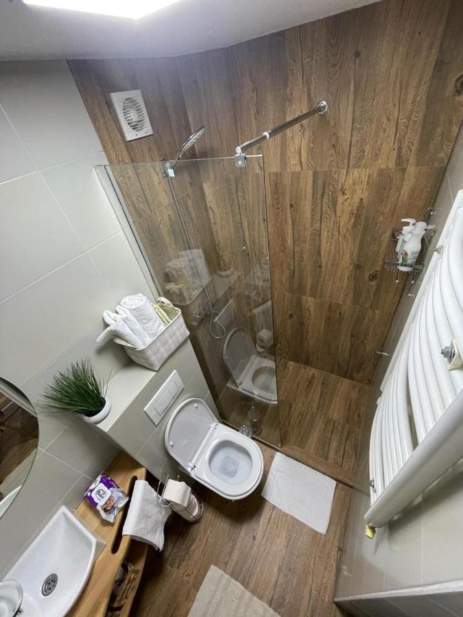 Apartman Element Kruševac Exteriör bild