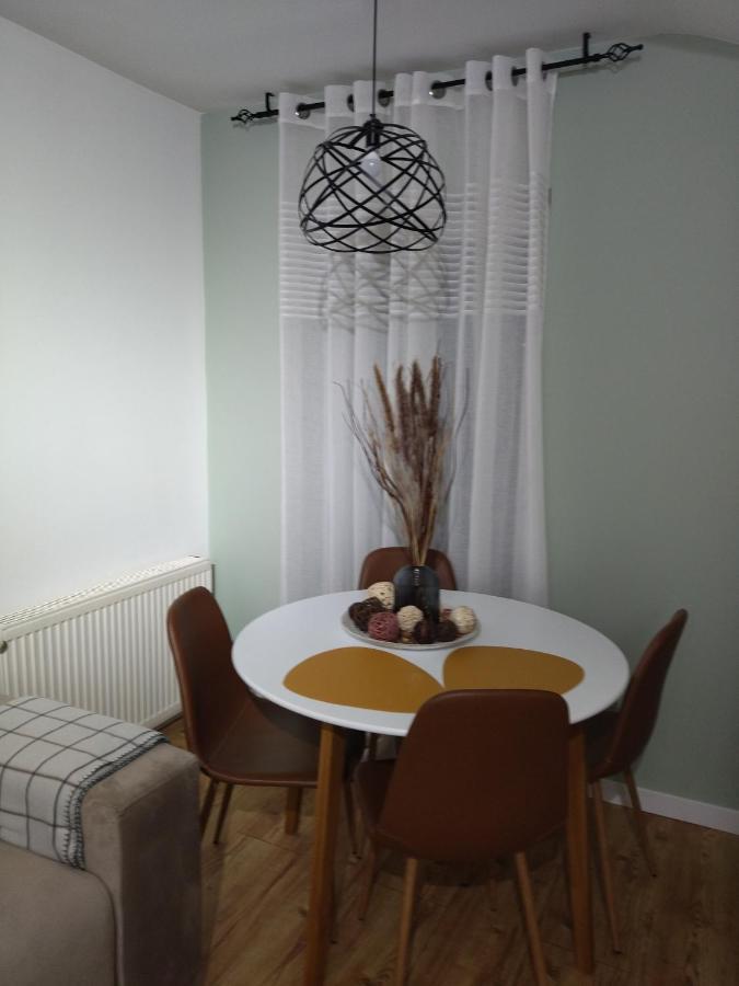 Apartman Element Kruševac Exteriör bild